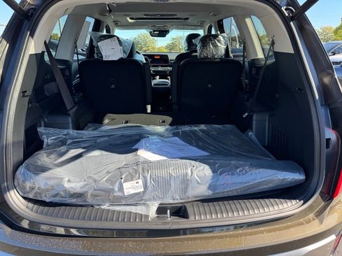 New 2025 Kia Telluride S image 7