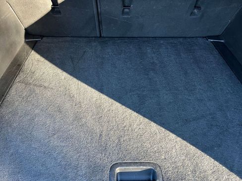 Used 2025 Chevrolet Trax LT w/ LT Convenience Package image 29