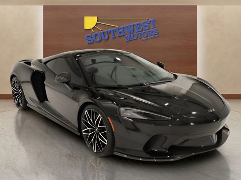 Used 2023 McLaren GT image 4