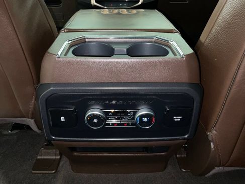 Used 2023 Ford Expedition King Ranch RWD image 17
