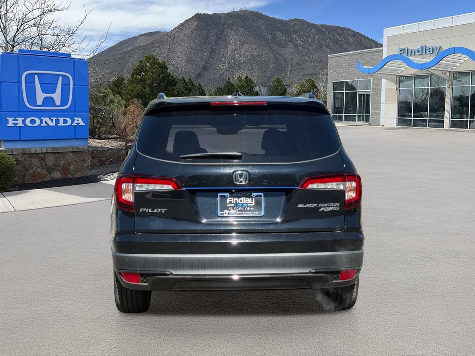 Used 2020 Honda Pilot Black Edition image 5