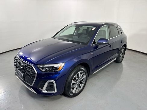 Used 2023 Audi Q5 2.0T Premium Plus w/ Premium Plus Package AWD/4WD image 31