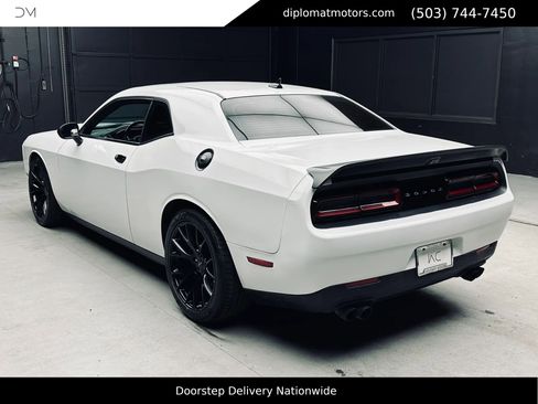 Used 2019 Dodge Challenger SRT Hellcat Redeye RWD image 5