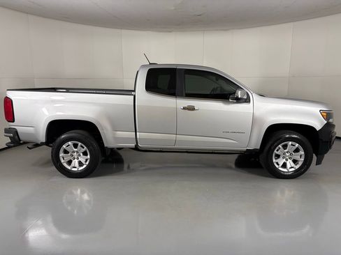 Used 2022 Chevrolet Colorado LT w/ Fleet Safety Package image 10