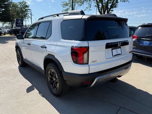 Certified 2026 Honda Passport TrailSport Elite image 8