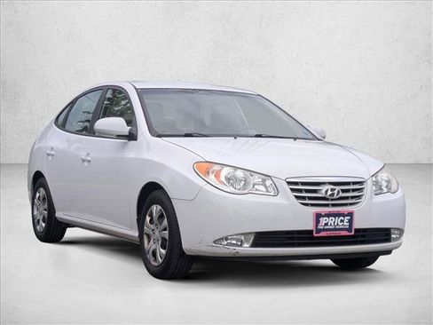 Used 2010 Hyundai Elantra GLS FWD image 3