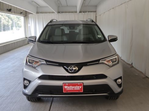 Used 2017 Toyota RAV4 Limited w/ All Weather Liner Package AWD/4WD image 4
