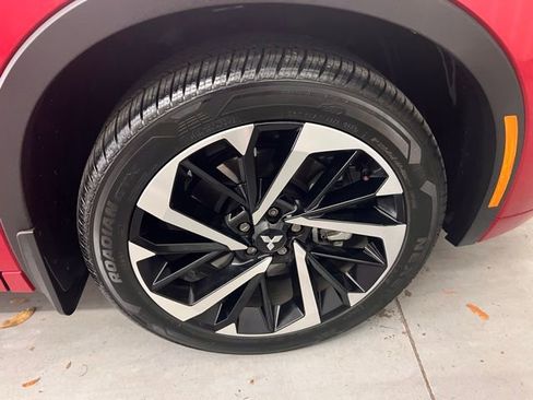 Used 2024 Mitsubishi Outlander SEL image 25