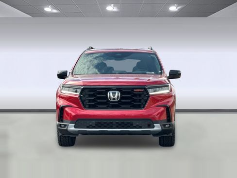 New 2025 Honda Pilot TrailSport image 5