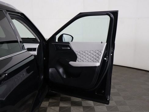 Used 2023 Mitsubishi Outlander SEL AWD/4WD image 27