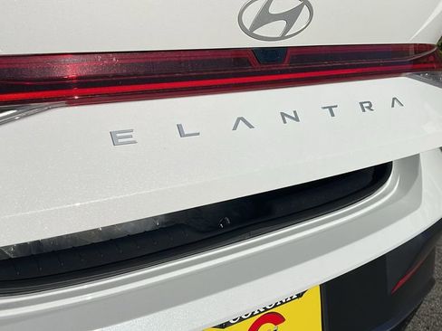New 2026 Hyundai Elantra SEL Sport image 28