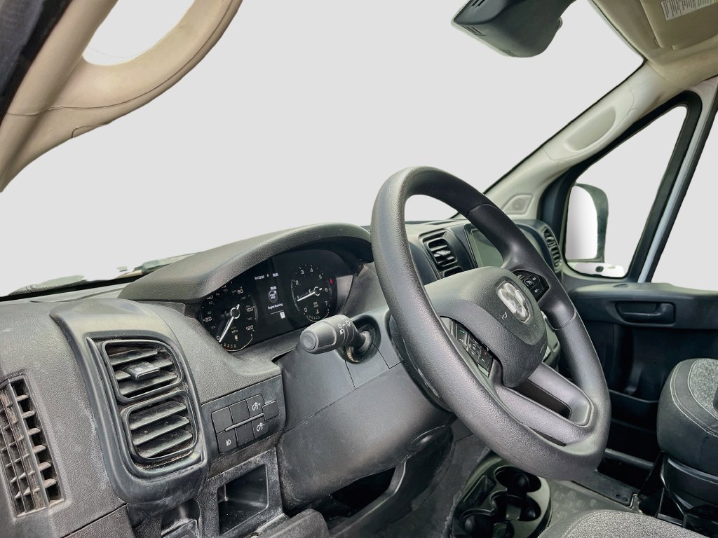 Used 2024 RAM ProMaster 2500 w/ Convenience Group FWD image 9