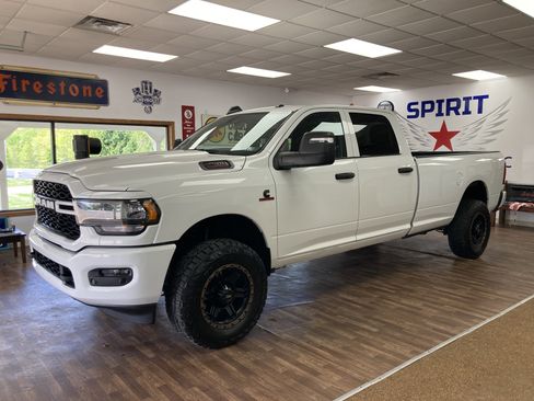 Used 2023 RAM 2500 Tradesman AWD/4WD image 1