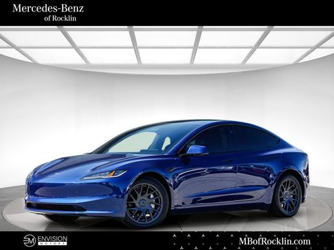 Used 2024 Tesla Model 3 Standard Range RWD image 1