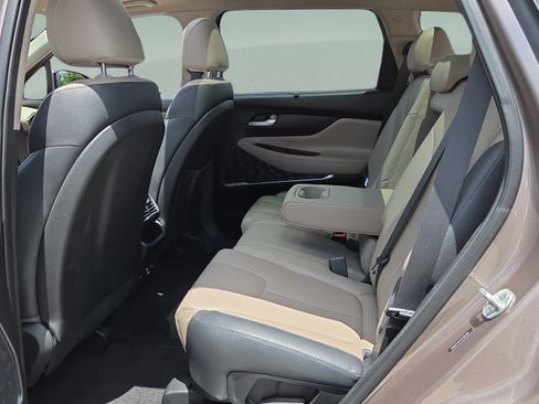 Used 2020 Hyundai Santa Fe Limited FWD image 11