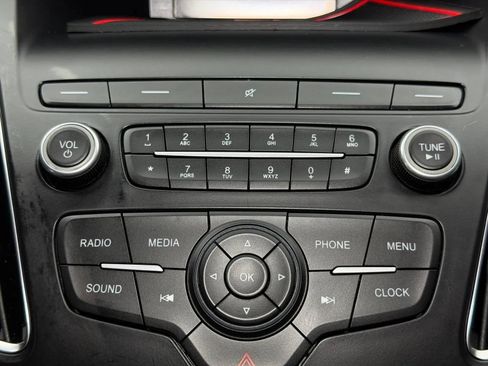 Used 2018 Ford Focus ST FWD image 34