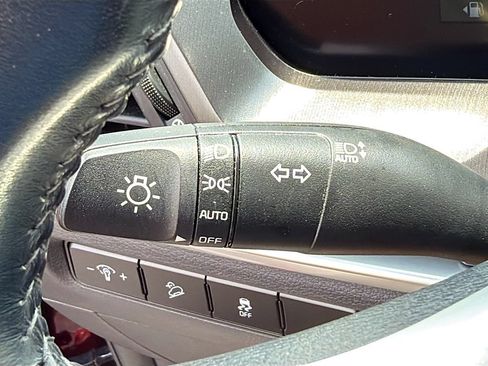 Used 2023 Kia Telluride S FWD image 22