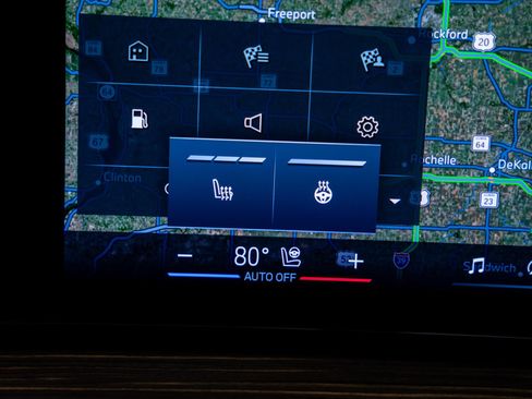 Used 2024 BMW X5 xDrive40i w/ Parking Assistance Package image 27