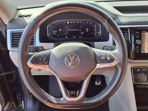 Used 2021 Volkswagen Atlas SEL Premium image 13