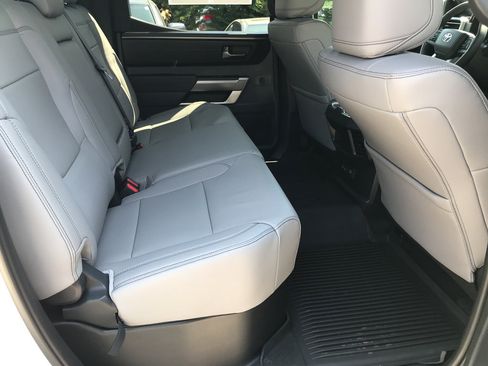 Certified 2026 Toyota Tundra SR5 w/ SR5 Premium Package AWD/4WD image 30