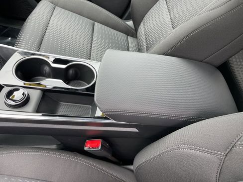 New 2026 Chevrolet Equinox LT FWD image 21
