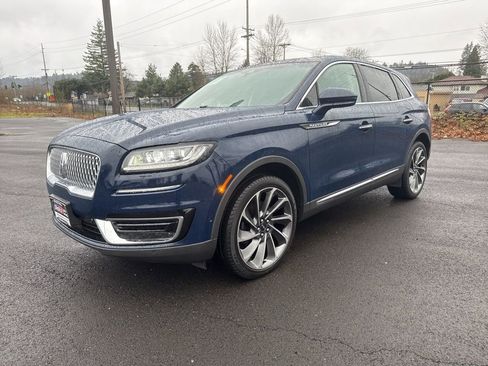 Used 2020 Lincoln Nautilus Reserve image 3