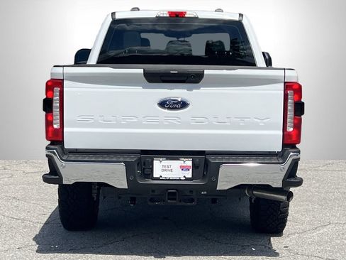 New 2026 Ford F250 XL AWD/4WD image 23