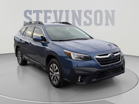 Used 2021 Subaru Outback Premium AWD/4WD image 7