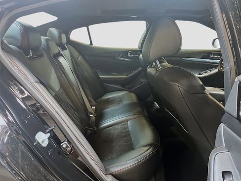 Used 2023 Nissan Maxima SR w/ Sport Mat Group FWD image 28