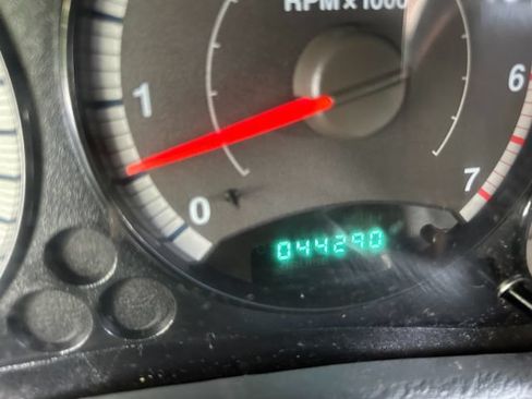 Used 2006 Jeep Liberty Sport AWD/4WD image 34