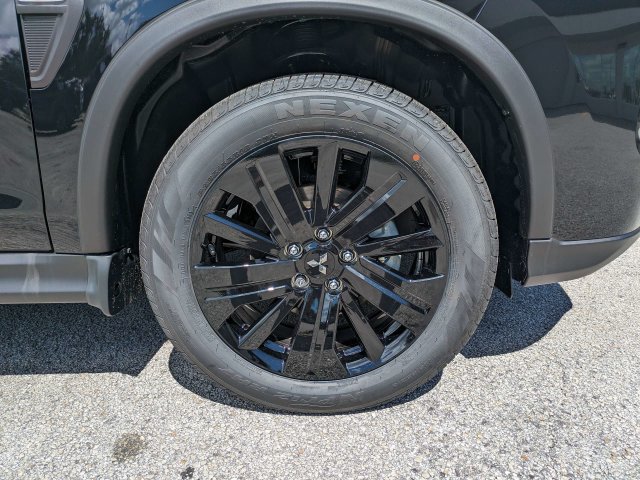New 2027 Mitsubishi Outlander Sport LE FWD image 11
