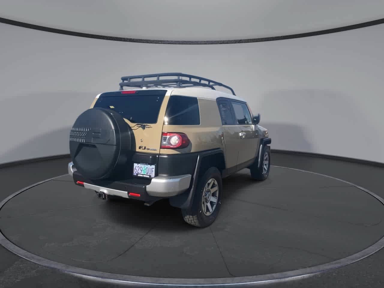 Used 2014 Toyota FJ Cruiser 4WD w/ Upgrade Package image 8