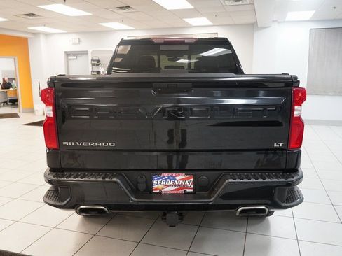 Used 2022 Chevrolet Silverado 1500 LT Trail Boss w/ Convenience Package II AWD/4WD image 8
