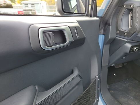 New 2025 Ford Bronco Outer Banks w/ Sasquatch Package image 19