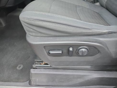 Used 2019 Chevrolet Silverado 1500 LT w/ All-Star Edition image 12