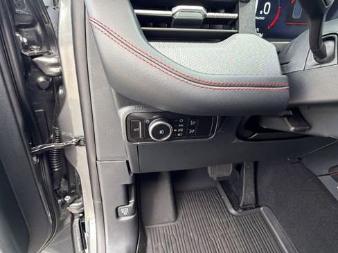 New 2026 Ford Explorer ST image 30