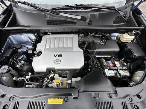 Used 2010 Toyota Highlander 4WD image 26