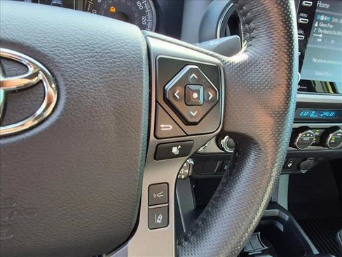 Used 2023 Toyota Tacoma TRD Sport AWD/4WD image 19
