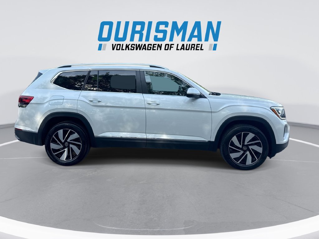 Used 2025 Volkswagen Atlas SEL AWD/4WD image 9
