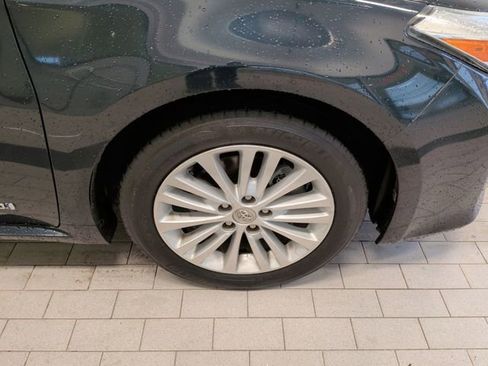 Used 2015 Toyota Avalon Limited image 15