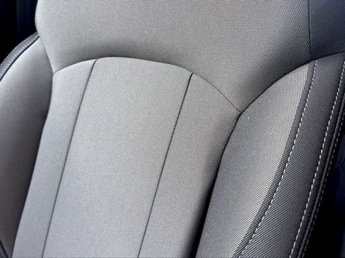 Used 2025 Subaru Crosstrek 2.0i Premium image 15