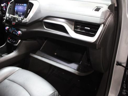 Used 2024 GMC Terrain SLT w/ Tech Package AWD/4WD image 25