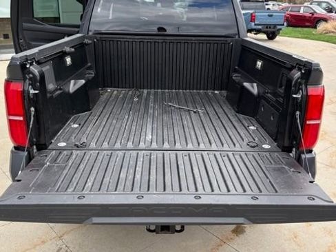 Used 2024 Toyota Tacoma TRD Off-Road image 30