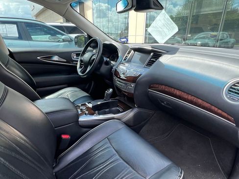 Used 2016 INFINITI QX60 FWD w/ Deluxe Technology Package image 7