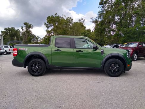 Used 2025 Ford Maverick XLT w/ XLT Luxury Package AWD/4WD image 2