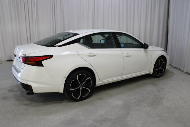 Used 2023 Nissan Altima 2.5 SR AWD/4WD image 27