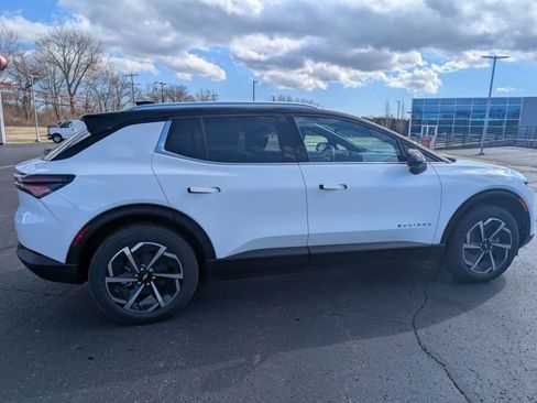 New 2026 Chevrolet Equinox EV LT image 8