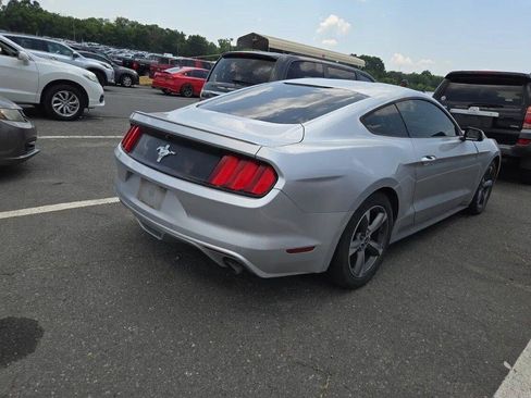 Used 2016 Ford Mustang Coupe w/ Equipment Group 051A RWD image 4