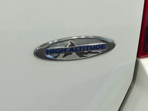 Used 2017 Jeep Compass High Altitude AWD/4WD image 30