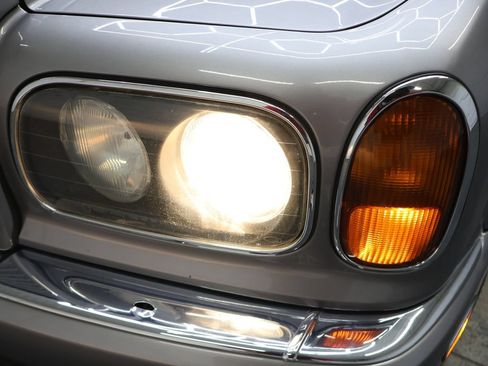 Used 1999 Bentley Arnage Green Label RWD image 42